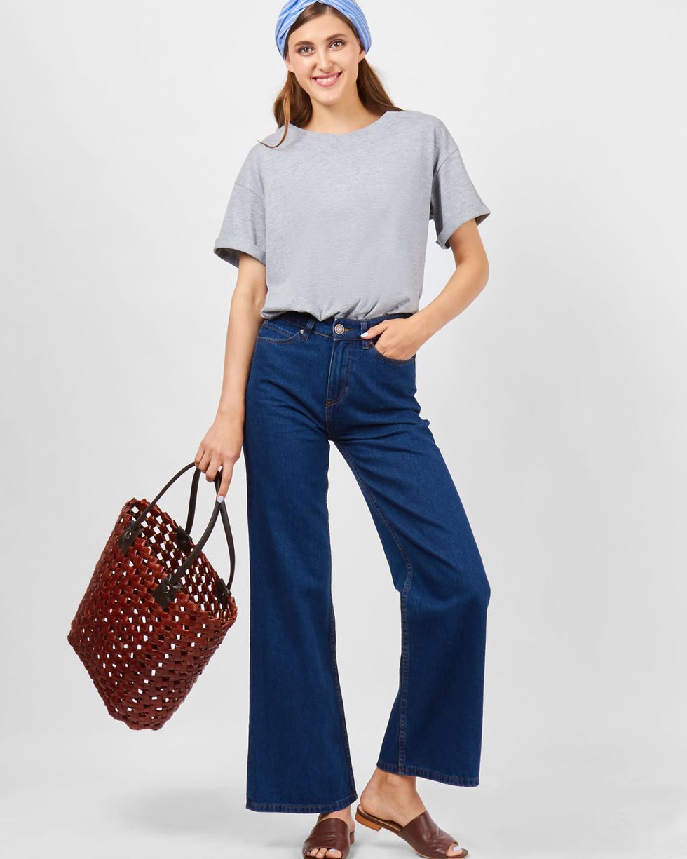 Футболка мужского кроя One size Футболка мужского кроя One sizeтопы и блузы<br><br><br>Артикул: 8287441<br>Размер: One size<br>Цвет: Серый<br>Новинка: НЕТ<br>Наименование en: Boyfriend T-shirt