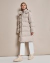 Пальто стеганное из шерсти с капюшоном