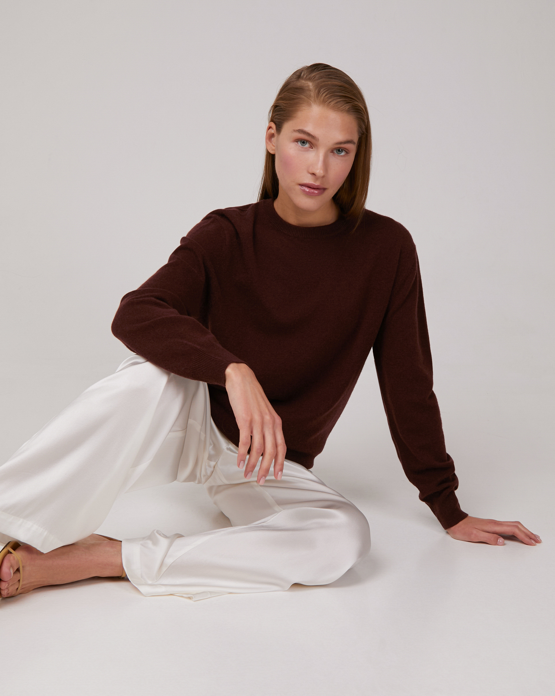 

Джемпер с круглой горловиной из 100% superior mongolian cashmere, Коричневый