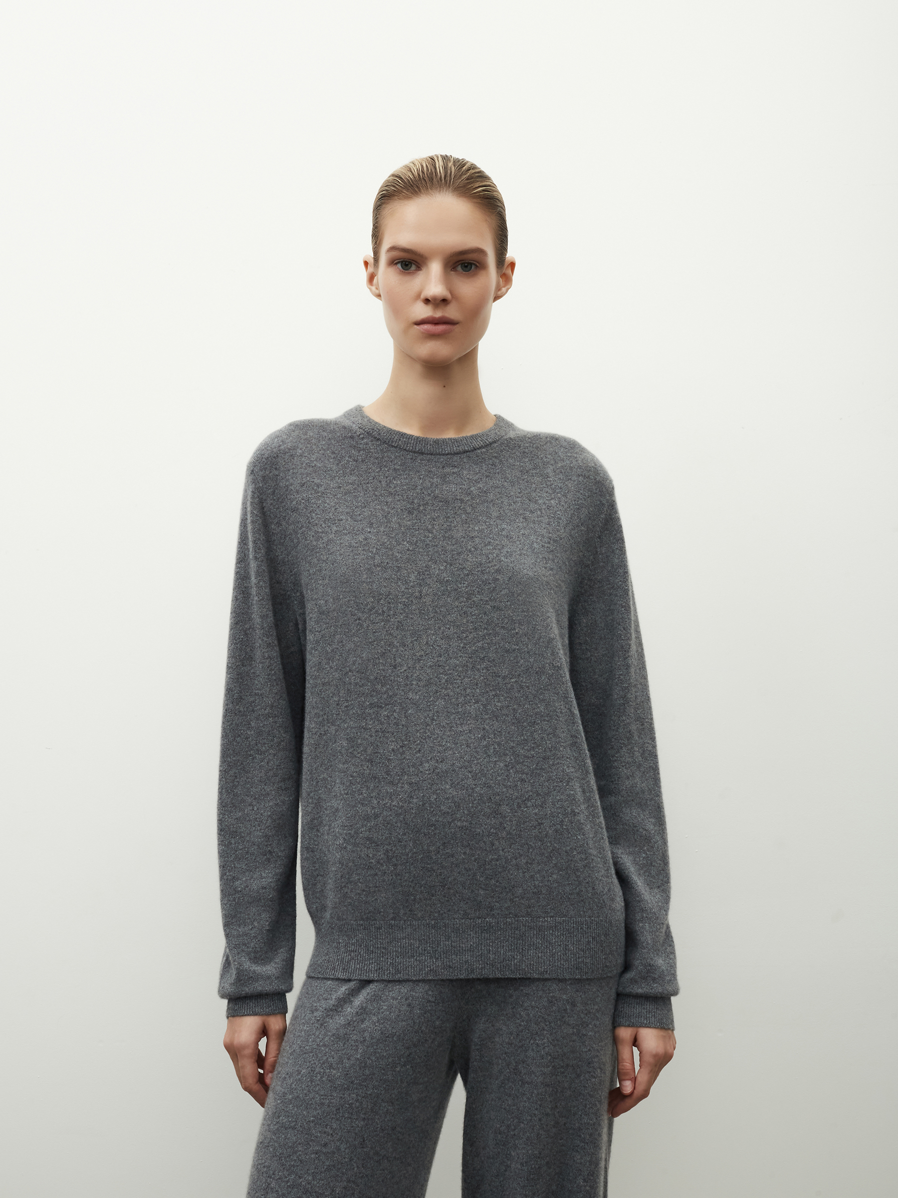 Джемпер из кашемира 12 STOREEZ 29000₽