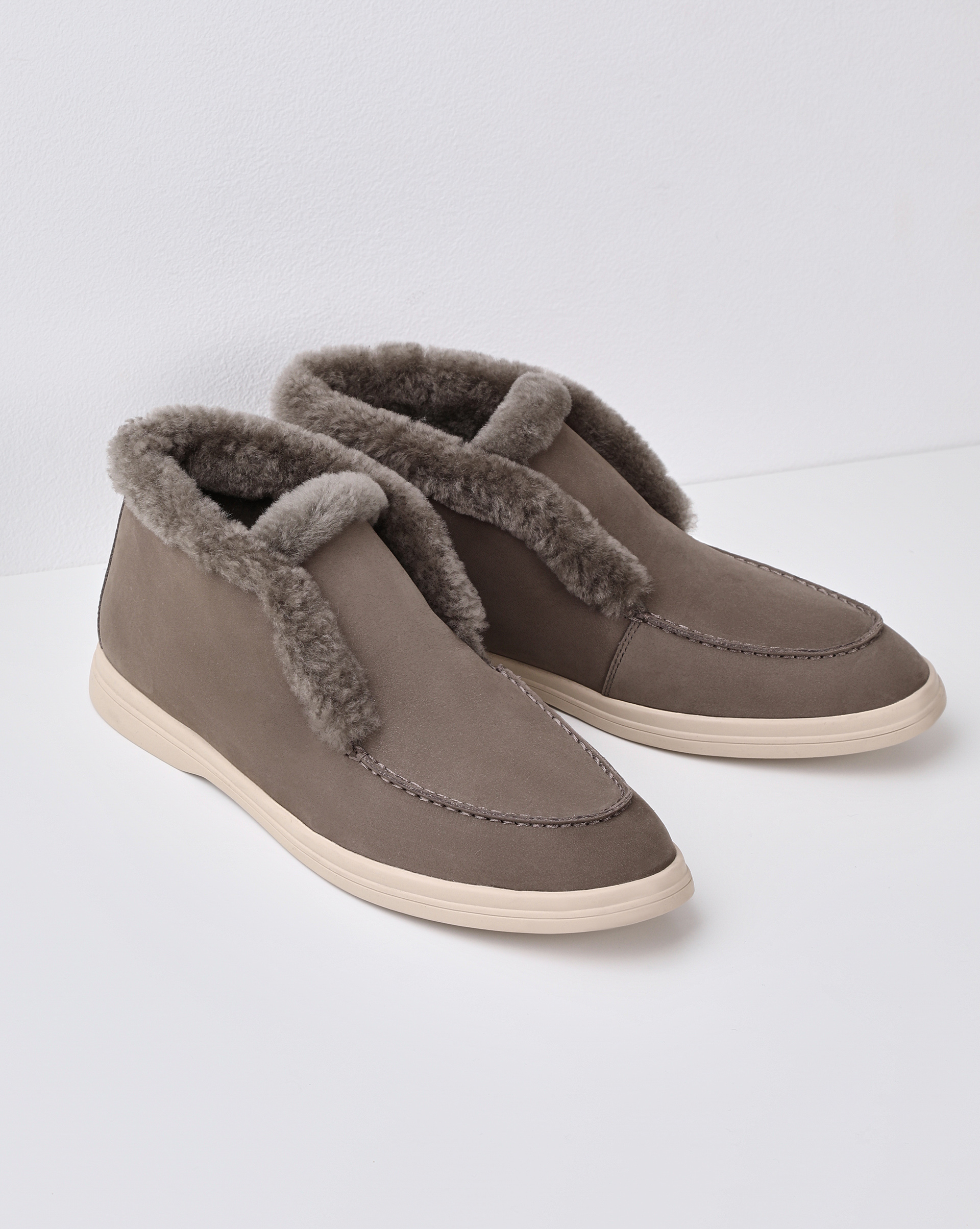 Marco tozz134534i. короткие замшевые ботинки лориблю. ботинки балдинини женские. балдинини туфли женские черные. ботинки балдинини женские зимние с пантерой.