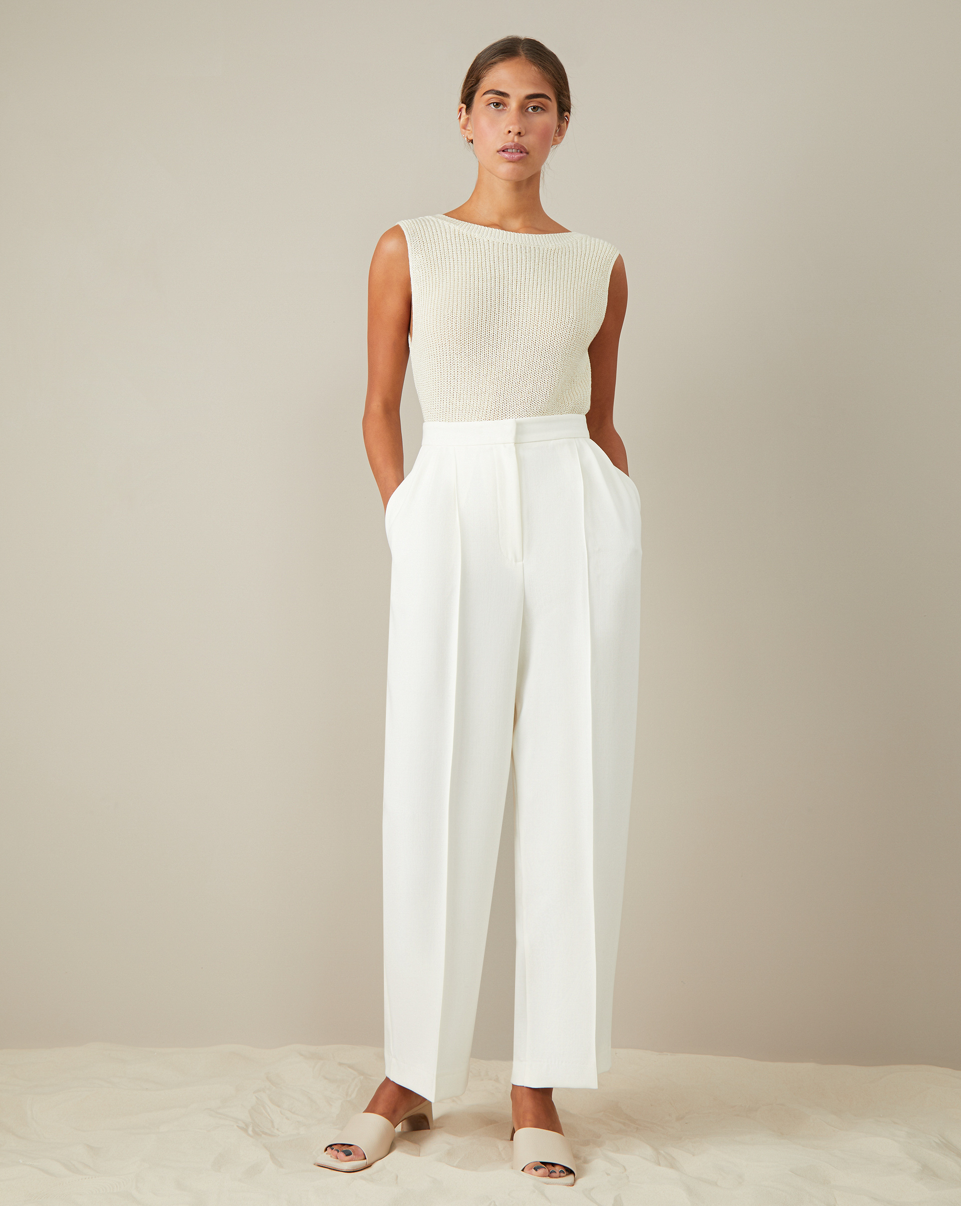 

Брюки укороченные, со складками, Молочный