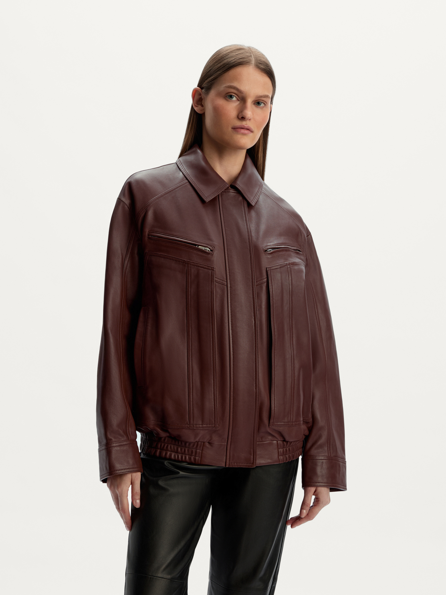 Бомбер из кожи 12 STOREEZ 135000₽