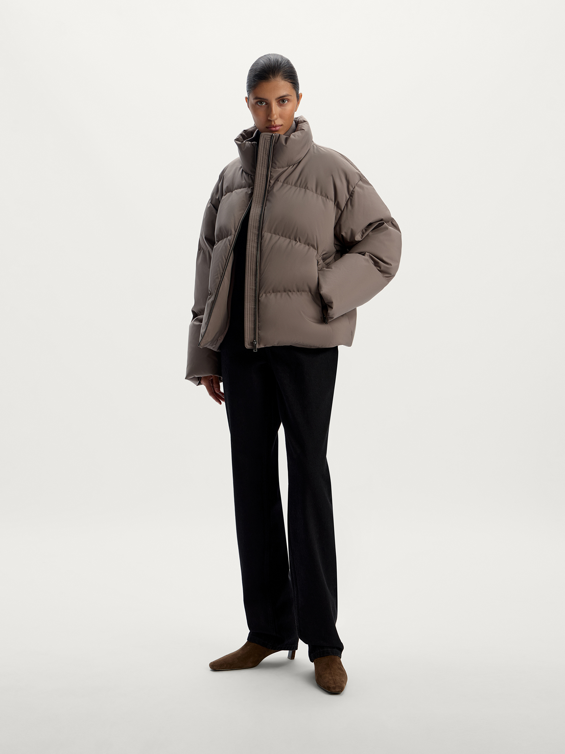 Пуховик Onega 12 STOREEZ 47000₽