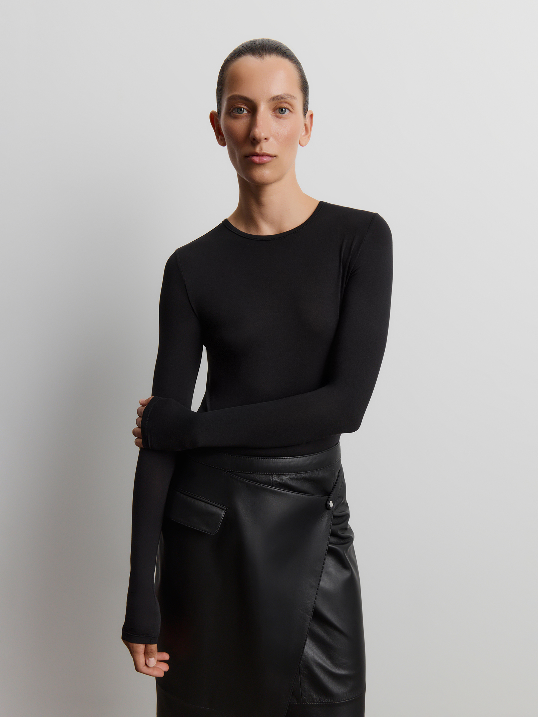 Лонгслив из модала с шелком 12 STOREEZ 7800₽