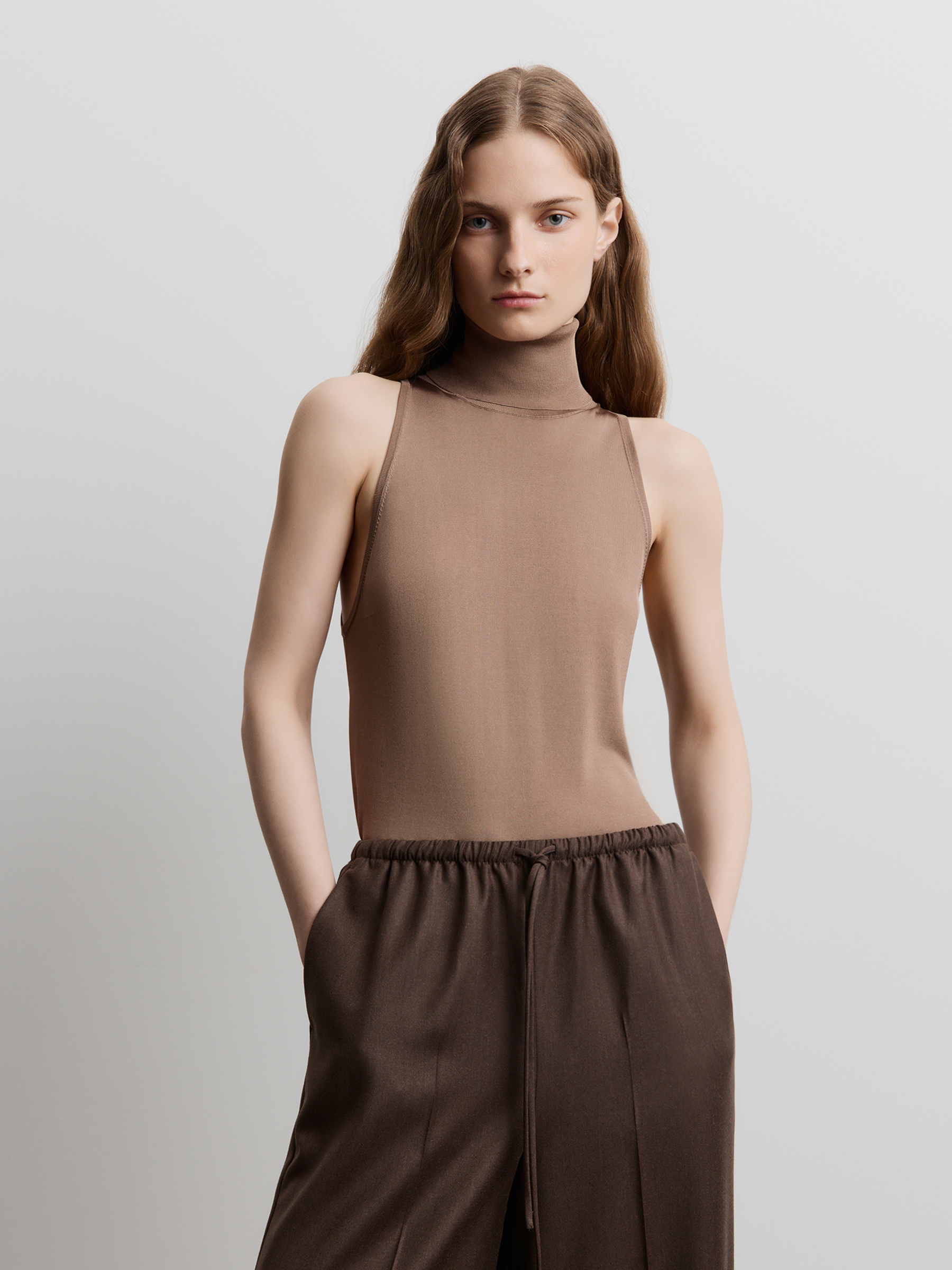 Свитер-топ из шелка 12 STOREEZ 19000₽