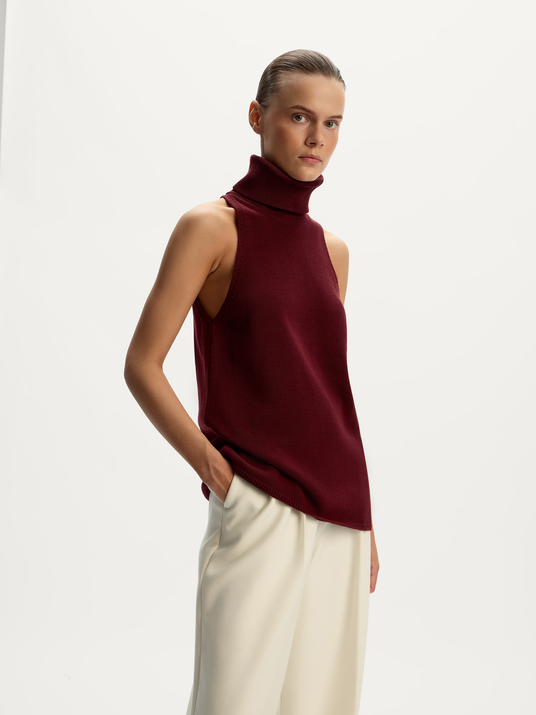 Топ с высоким воротником 12 STOREEZ