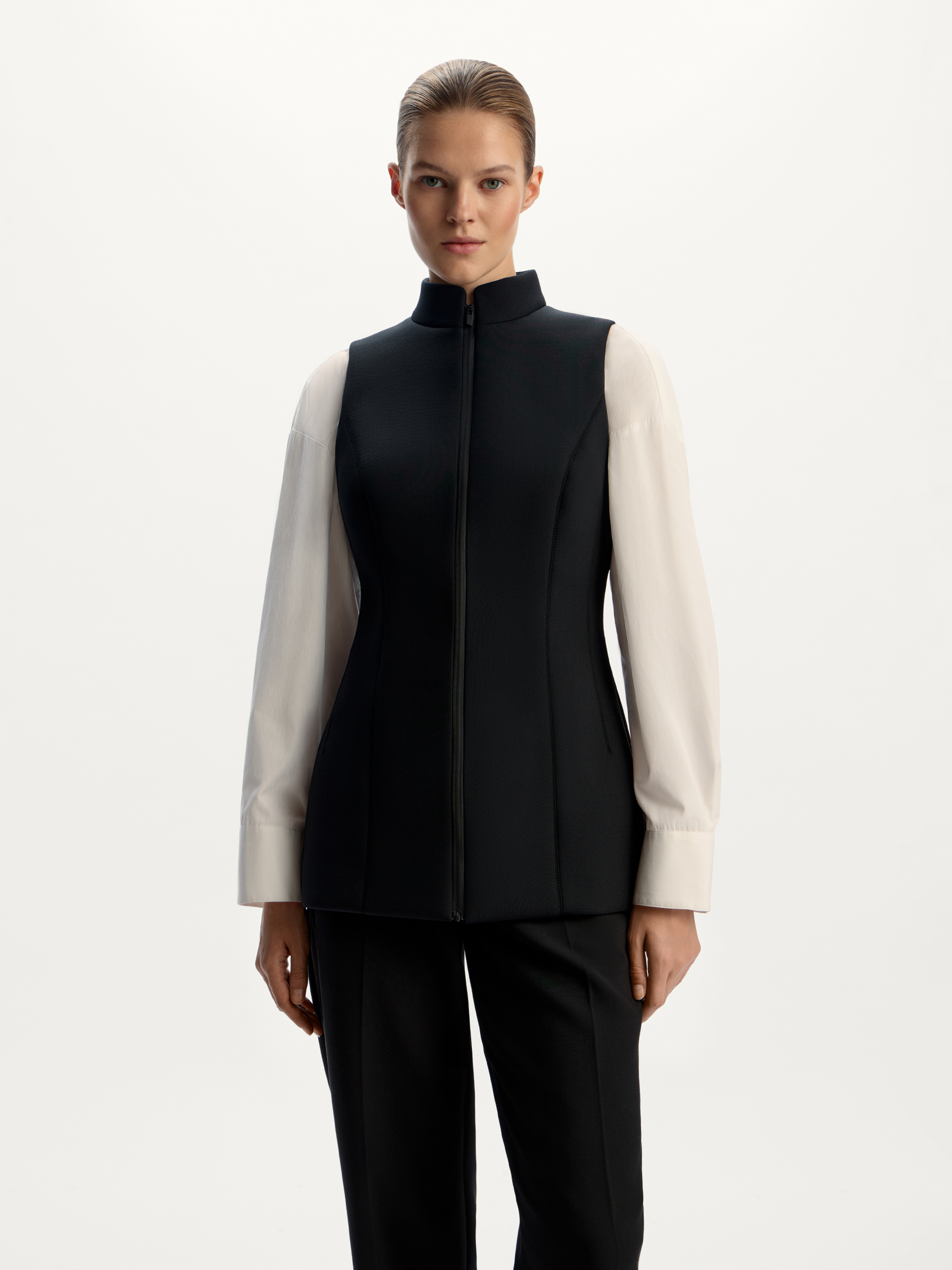 Жилет из шерсти Takisada 12 STOREEZ 36000₽