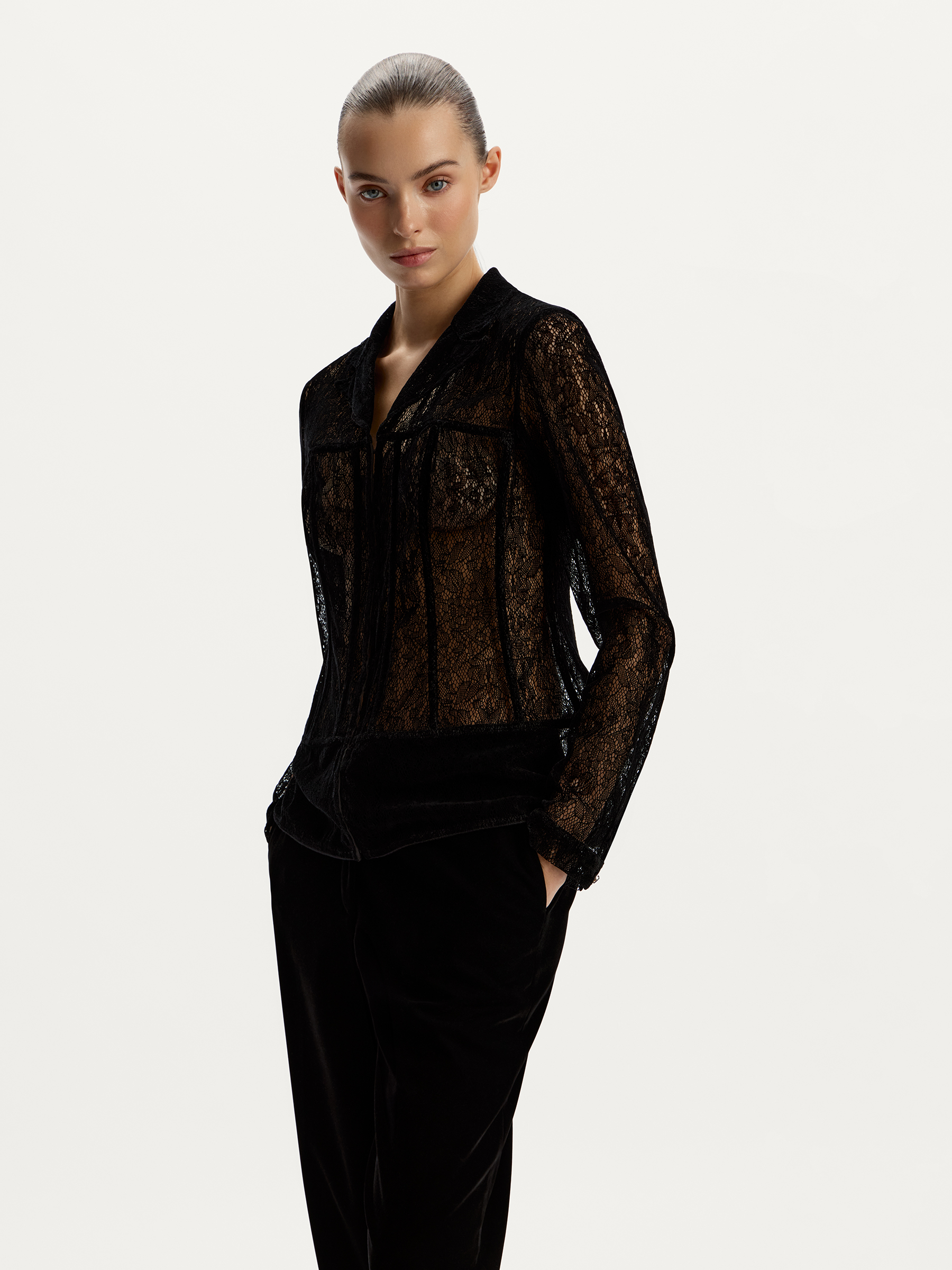 Блузка Noir из кружева 12 STOREEZ 34000₽